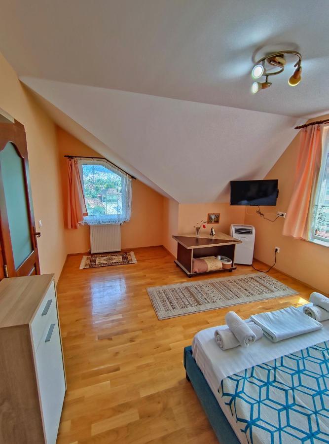 Casa Adam Ξενοδοχείο Σιγκισοάρα Εξωτερικό φωτογραφία