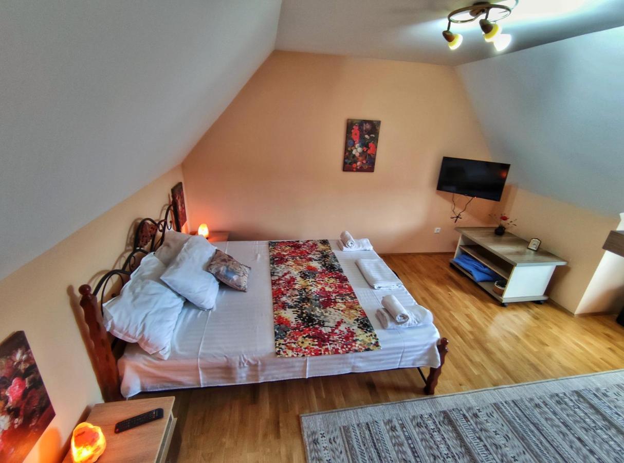 Casa Adam Ξενοδοχείο Σιγκισοάρα Εξωτερικό φωτογραφία