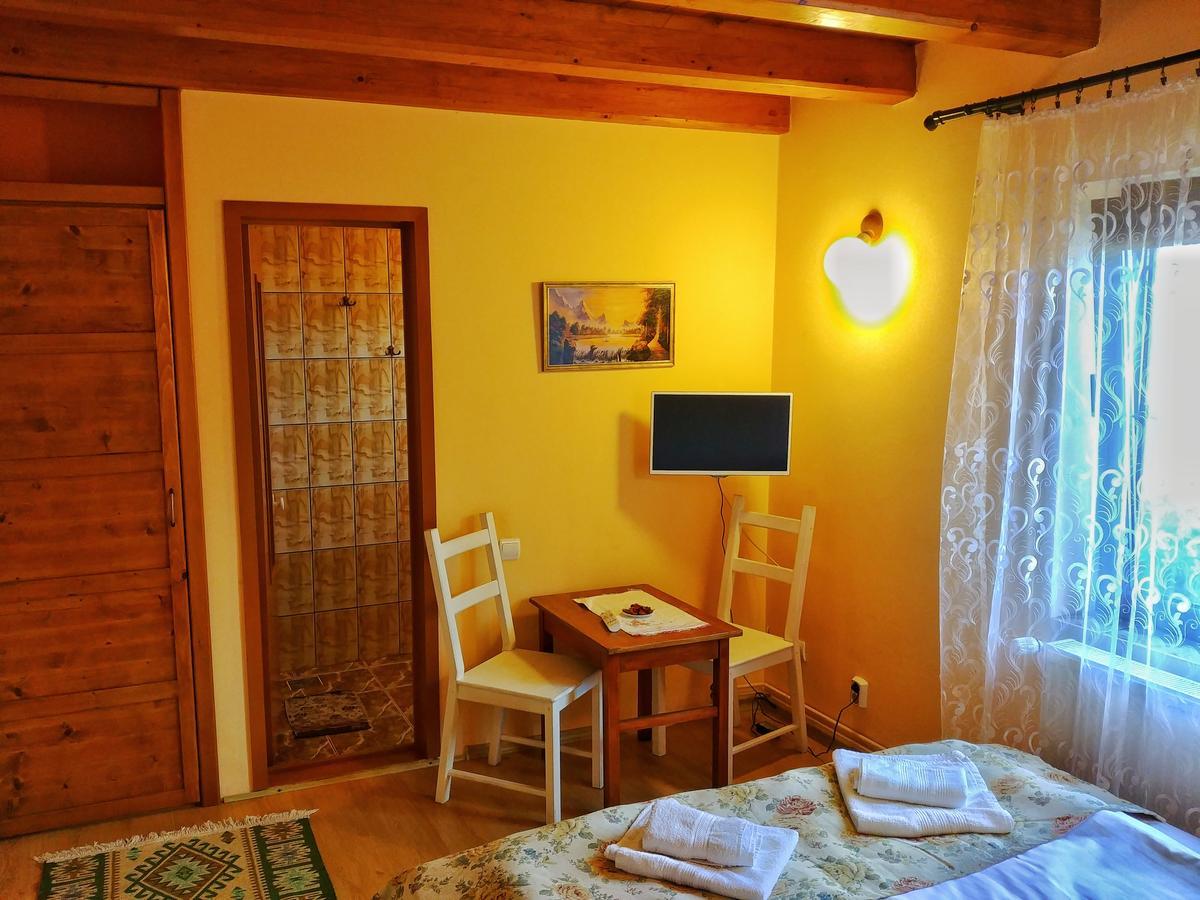 Casa Adam Ξενοδοχείο Σιγκισοάρα Εξωτερικό φωτογραφία